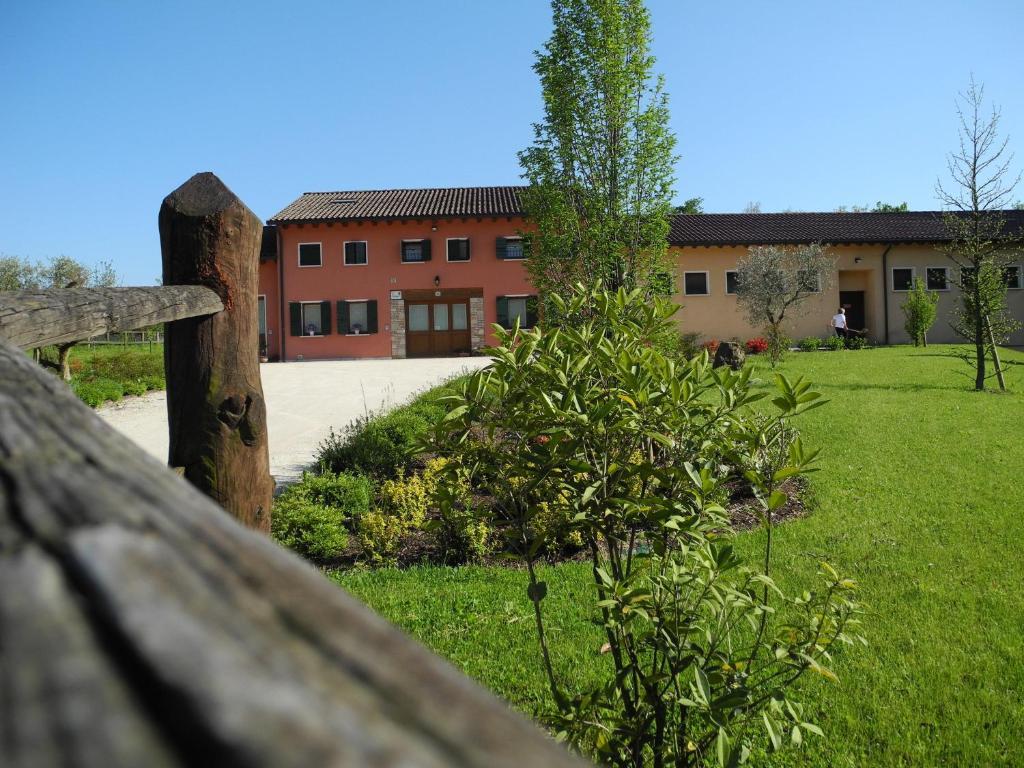 Castelcucco Agriturismo Cornolereヴィラ エクステリア 写真
